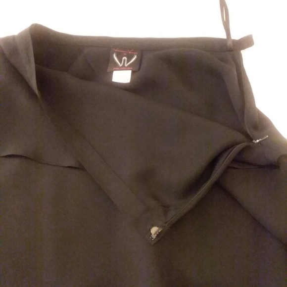 Tiered Midi Black Flowy Skirt - Picture 4 of 7